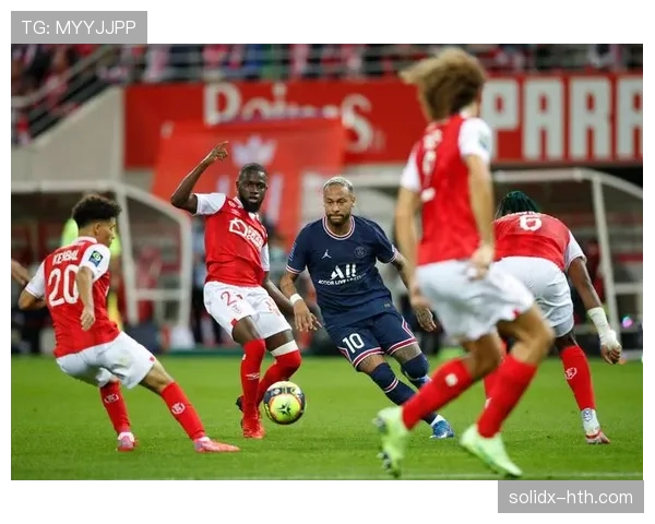 兰斯联赛鏖战正酣，多队激烈角逐争夺榜首位置