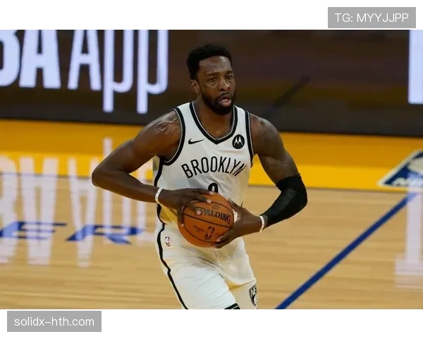 德甲转会签约速报:多队完成关键引援,阵容实力持续提升 德甲转会签约速报:多队完成关键引援,阵容实力持续提升